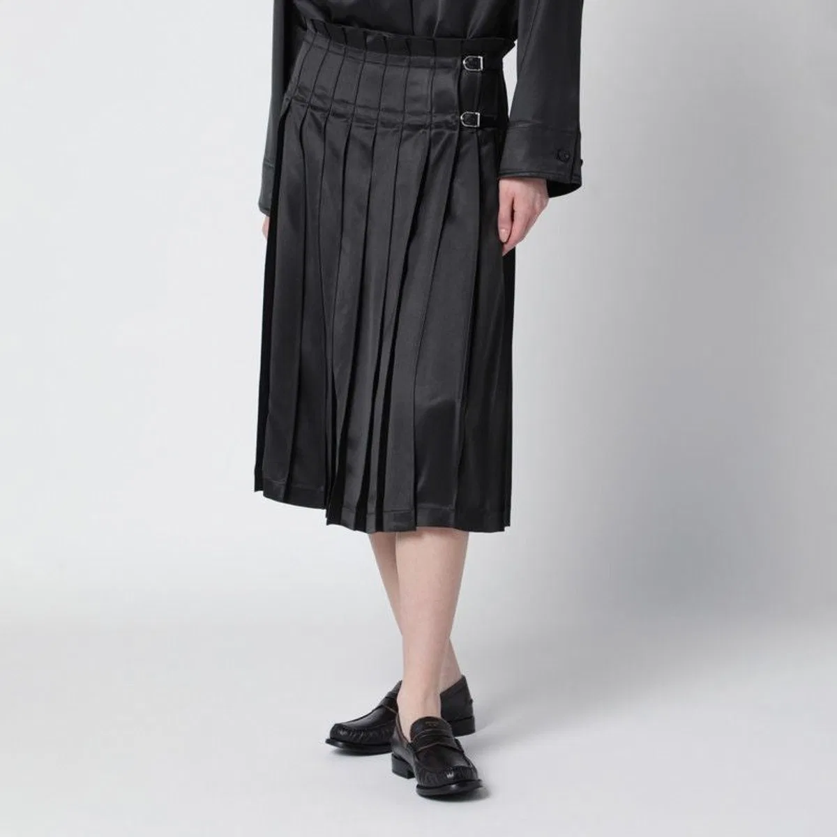Durazzi Milano Dark Grey Glossy Viscose Pleated Skirt