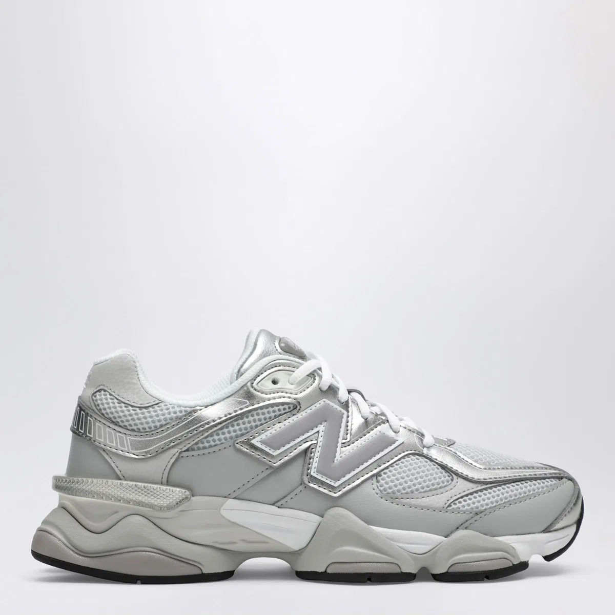 New Balance 9060 Sneakers In Raincloud / Truffle Sal