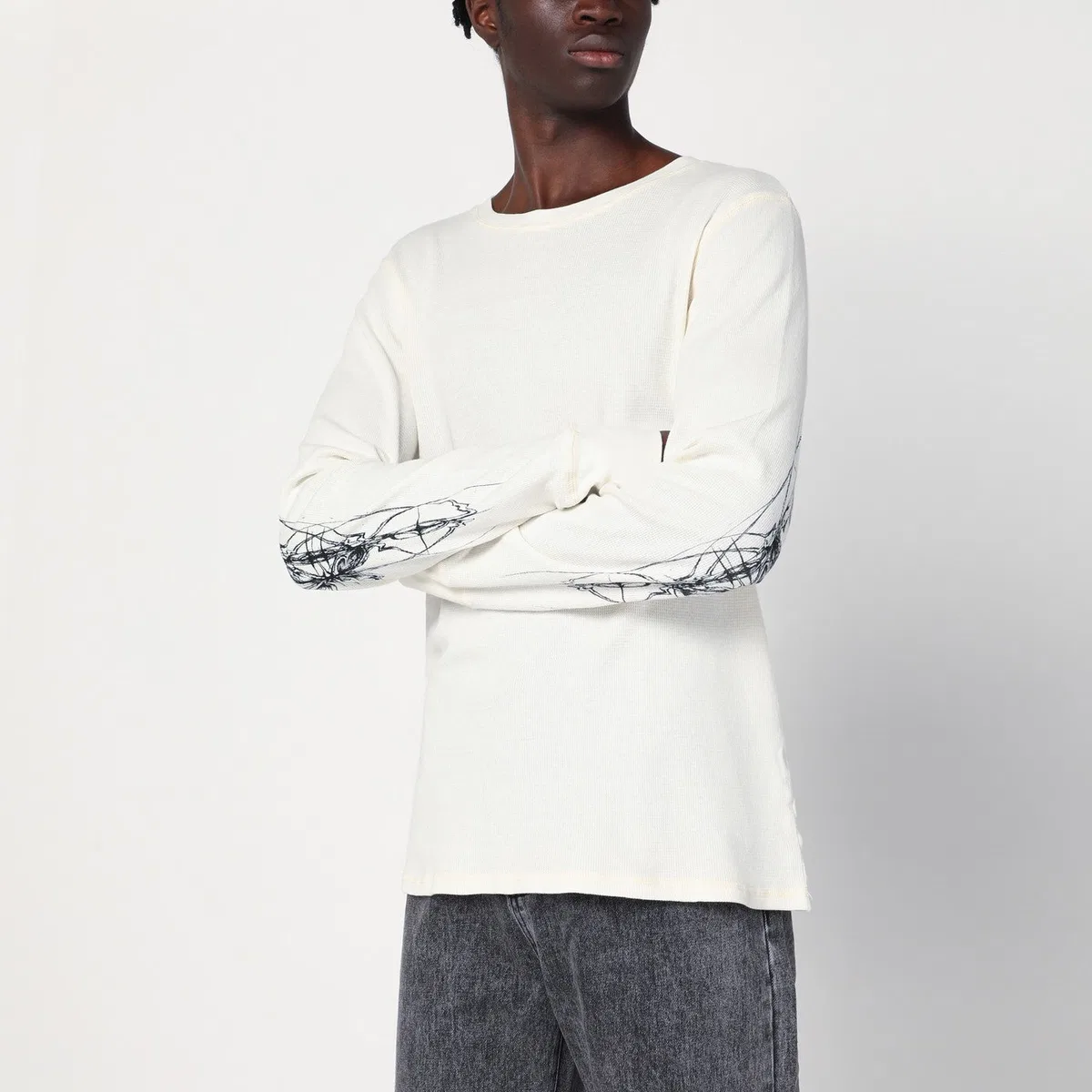 Basketcase gallery White Cotton Crewneck Sweater