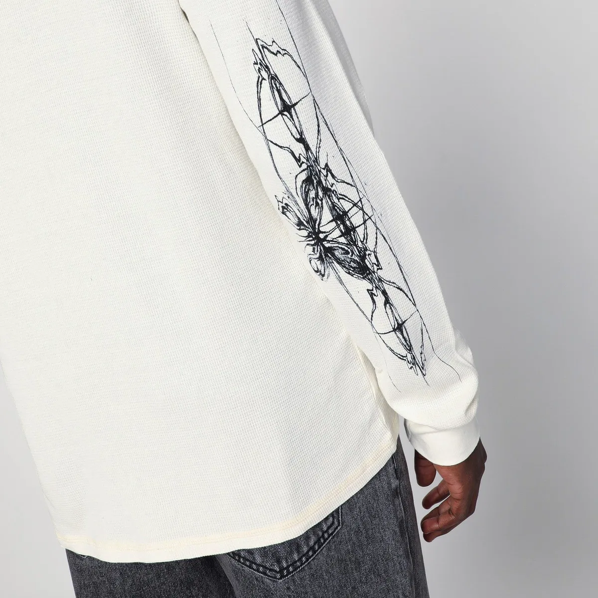 Basketcase gallery White Cotton Crewneck Sweater
