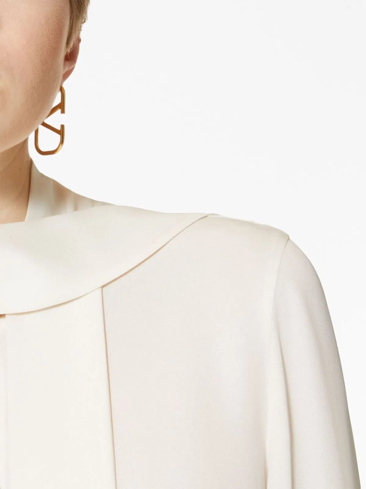 Valentino Garavani Vlogo Signature Earrings