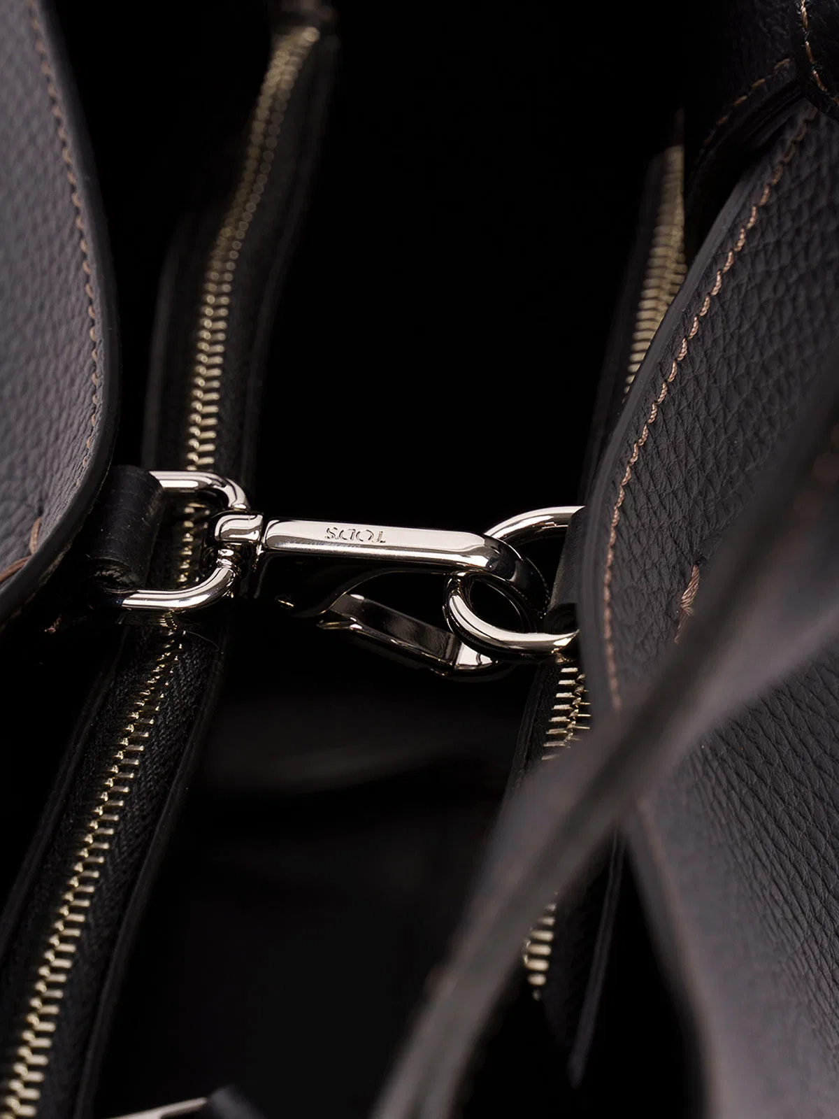 Tod's Leather Bag With `T` Pendant