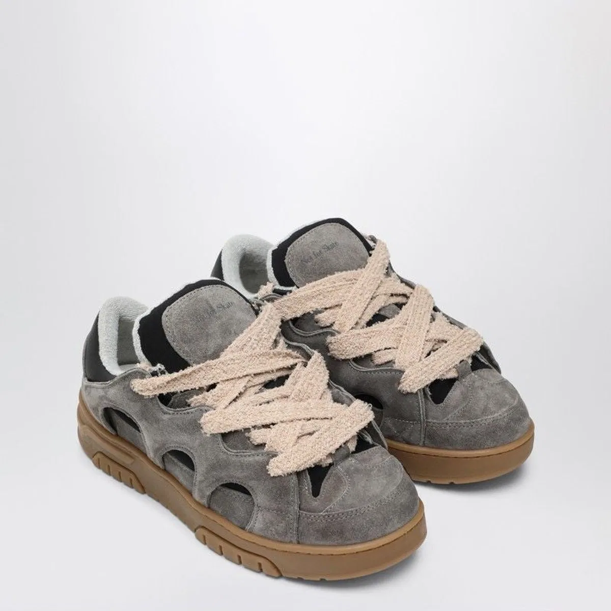 Santha Model 1 Sneaker Asphalt Grey In Suede