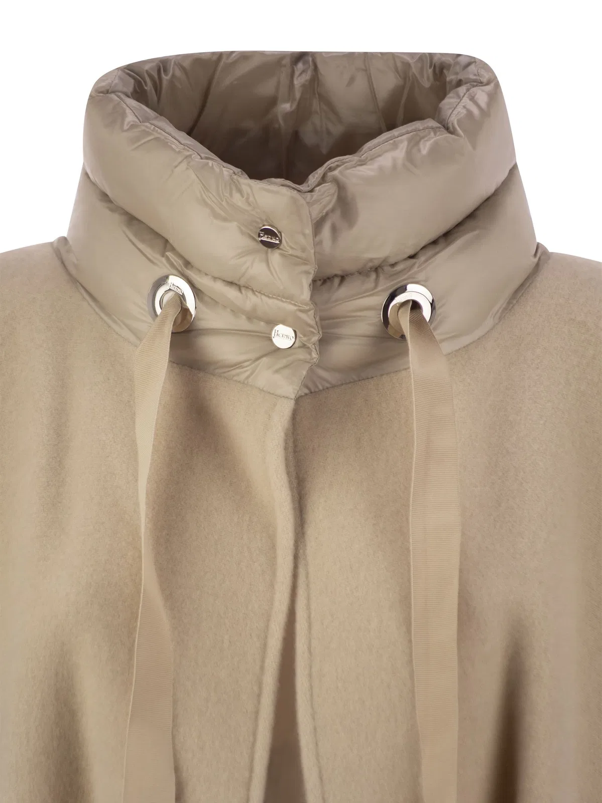 Herno Poncho Resort In Warmy E Nylon Ultraligh