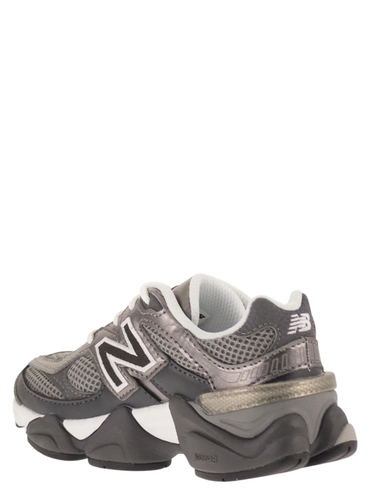 New Balance 9060 – Junior Mesh And Suede Lifestyle S